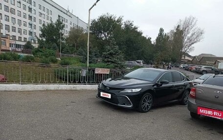 Toyota Camry, 2022 год, 2 850 000 рублей, 6 фотография