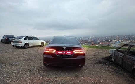 Toyota Camry, 2022 год, 2 850 000 рублей, 4 фотография