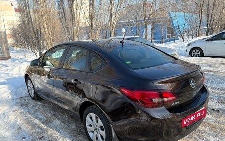 Opel Astra J, 2014 год, 950 000 рублей, 7 фотография