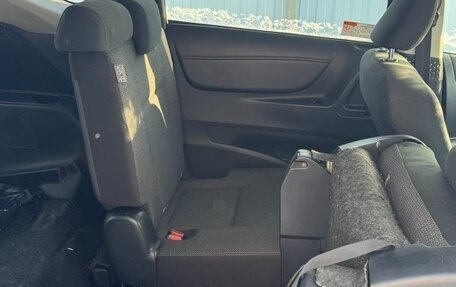 Toyota Sienta II, 2019 год, 1 390 000 рублей, 15 фотография