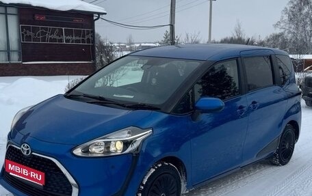 Toyota Sienta II, 2019 год, 1 390 000 рублей, 6 фотография