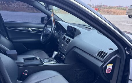 Mercedes-Benz C-Класс, 2010 год, 1 250 000 рублей, 6 фотография