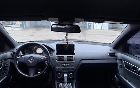 Mercedes-Benz C-Класс, 2010 год, 1 250 000 рублей, 8 фотография