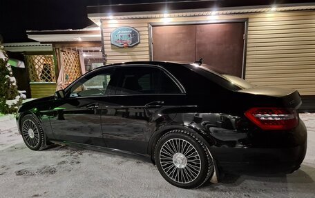 Mercedes-Benz E-Класс, 2012 год, 2 250 000 рублей, 9 фотография