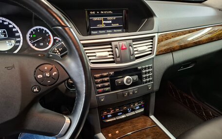 Mercedes-Benz E-Класс, 2012 год, 2 250 000 рублей, 16 фотография