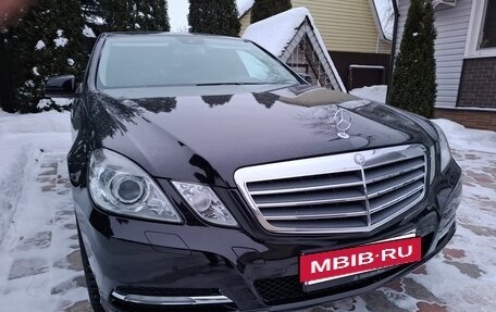 Mercedes-Benz E-Класс, 2012 год, 2 250 000 рублей, 5 фотография