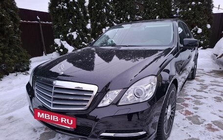 Mercedes-Benz E-Класс, 2012 год, 2 250 000 рублей, 7 фотография