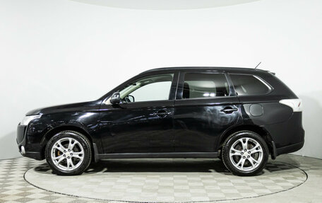 Mitsubishi Outlander III рестайлинг 3, 2013 год, 1 349 898 рублей, 8 фотография
