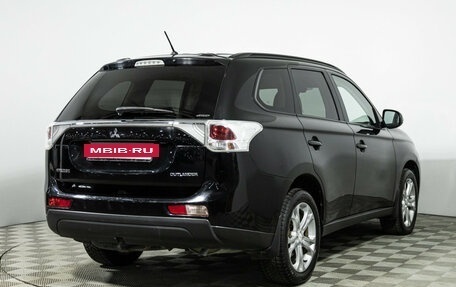 Mitsubishi Outlander III рестайлинг 3, 2013 год, 1 349 898 рублей, 5 фотография