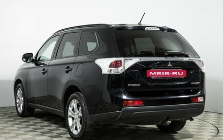 Mitsubishi Outlander III рестайлинг 3, 2013 год, 1 349 898 рублей, 7 фотография