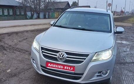 Volkswagen Tiguan I, 2010 год, 675 000 рублей, 1 фотография