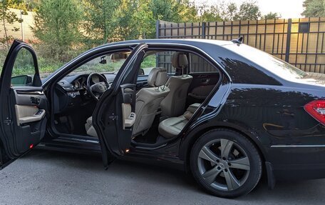 Mercedes-Benz E-Класс, 2011 год, 2 100 000 рублей, 6 фотография