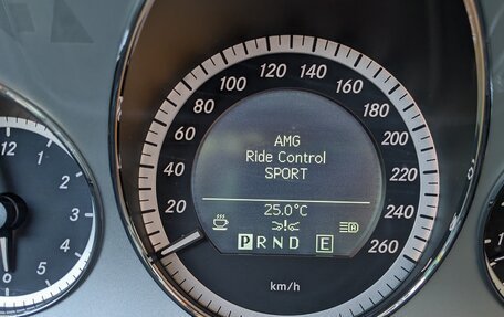 Mercedes-Benz E-Класс, 2011 год, 2 100 000 рублей, 8 фотография