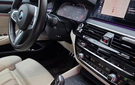 BMW 5 серия, 2021 год, 6 100 000 рублей, 13 фотография