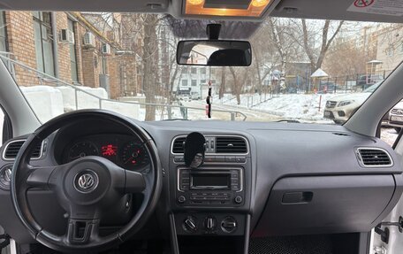 Volkswagen Polo VI (EU Market), 2011 год, 950 000 рублей, 9 фотография