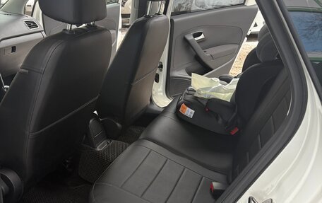 Volkswagen Polo VI (EU Market), 2011 год, 950 000 рублей, 11 фотография