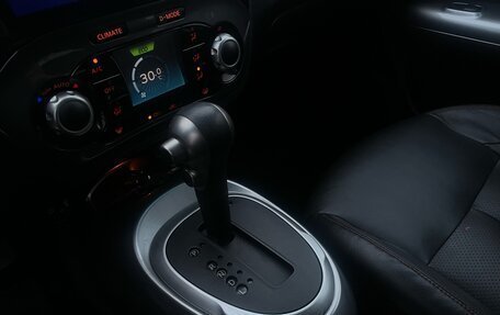 Nissan Juke II, 2011 год, 949 000 рублей, 11 фотография