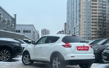 Nissan Juke II, 2011 год, 949 000 рублей, 6 фотография