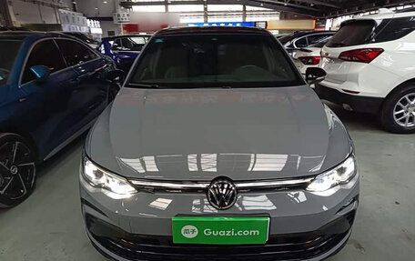 Volkswagen Golf VIII, 2022 год, 2 700 630 рублей, 2 фотография