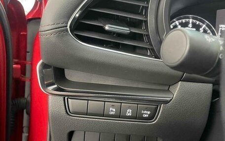 Mazda 3, 2022 год, 2 100 000 рублей, 7 фотография