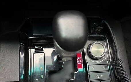 Toyota Land Cruiser 200, 2012 год, 2 700 000 рублей, 4 фотография