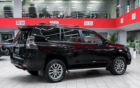 Toyota Land Cruiser Prado 150 рестайлинг 2, 2016 год, 3 200 000 рублей, 4 фотография