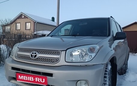 Toyota RAV4, 2003 год, 750 000 рублей, 1 фотография
