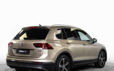 Volkswagen Tiguan II, 2017 год, 2 455 000 рублей, 5 фотография