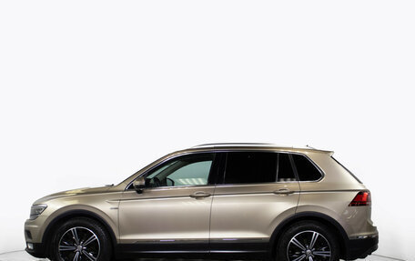 Volkswagen Tiguan II, 2017 год, 2 455 000 рублей, 8 фотография