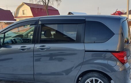 Honda Freed I, 2010 год, 900 000 рублей, 3 фотография
