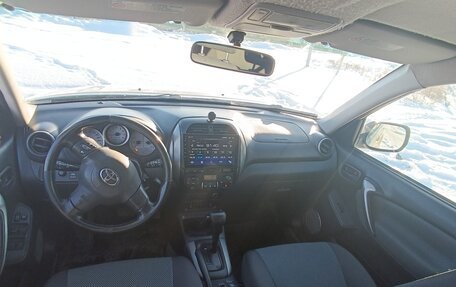 Toyota RAV4, 2003 год, 750 000 рублей, 8 фотография