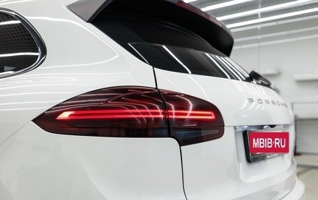 Porsche Cayenne III, 2017 год, 3 990 000 рублей, 10 фотография