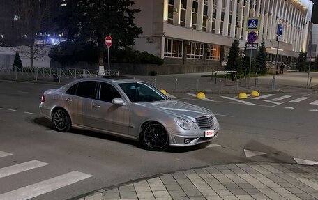 Mercedes-Benz E-Класс, 2007 год, 950 000 рублей, 1 фотография