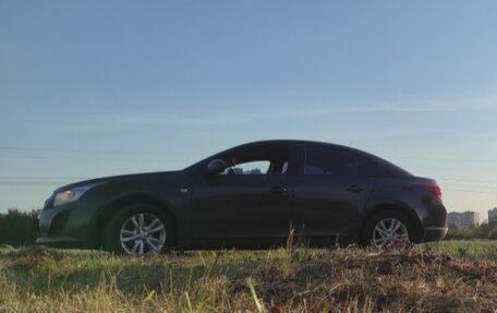 Chevrolet Cruze II, 2013 год, 800 000 рублей, 1 фотография