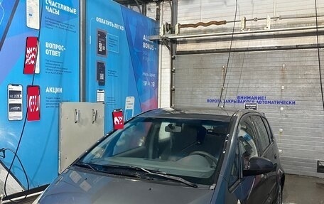 Mitsubishi Colt VI рестайлинг, 2006 год, 335 000 рублей, 1 фотография