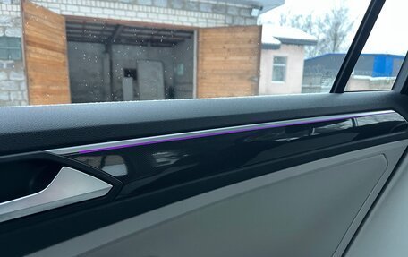 Volkswagen Tiguan II, 2021 год, 3 960 000 рублей, 20 фотография