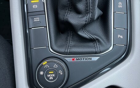 Volkswagen Tiguan II, 2021 год, 3 960 000 рублей, 19 фотография