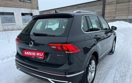 Volkswagen Tiguan II, 2021 год, 3 960 000 рублей, 5 фотография