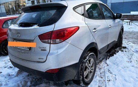 Hyundai ix35 I рестайлинг, 2011 год, 830 000 рублей, 2 фотография