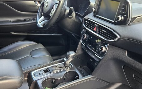 Hyundai Santa Fe IV, 2018 год, 2 950 000 рублей, 3 фотография