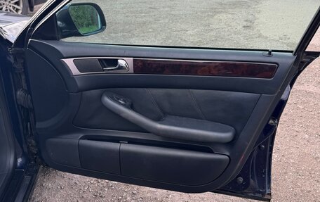 Audi A6, 1999 год, 400 000 рублей, 11 фотография