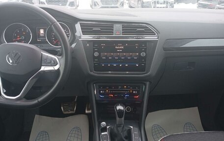 Volkswagen Tiguan II, 2021 год, 3 470 000 рублей, 11 фотография