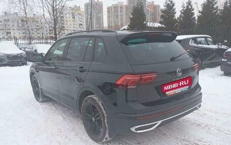 Volkswagen Tiguan II, 2021 год, 3 470 000 рублей, 4 фотография