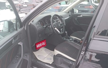 Volkswagen Tiguan II, 2021 год, 3 470 000 рублей, 8 фотография