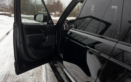 Land Rover Range Rover IV рестайлинг, 2019 год, 6 400 000 рублей, 4 фотография