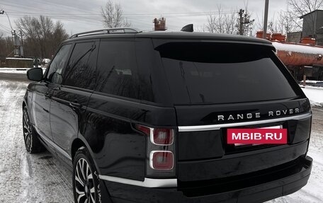 Land Rover Range Rover IV рестайлинг, 2019 год, 6 400 000 рублей, 3 фотография