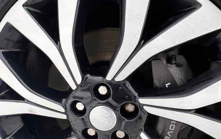 Land Rover Range Rover IV рестайлинг, 2019 год, 6 400 000 рублей, 10 фотография