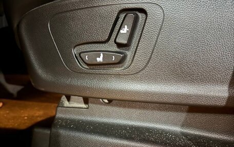 Chevrolet Captiva, 2022 год, 2 180 000 рублей, 8 фотография