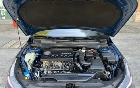 Hyundai Elantra, 2021 год, 1 530 000 рублей, 8 фотография