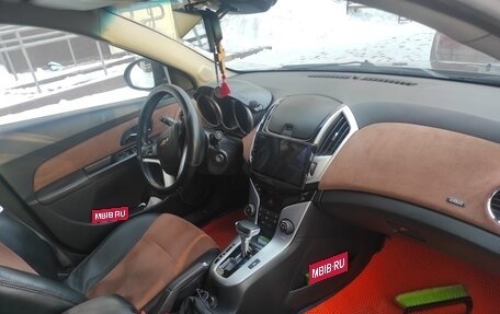 Chevrolet Cruze II, 2013 год, 800 000 рублей, 3 фотография